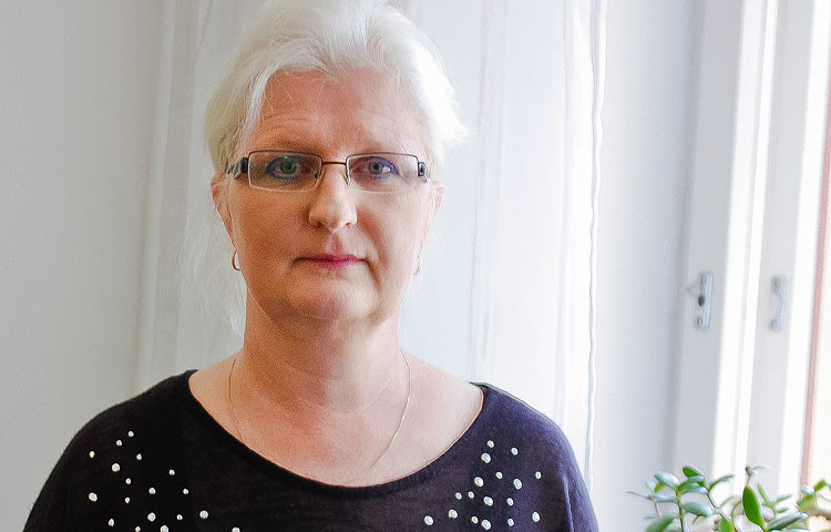 Jaana Paanetoja väitteli oikeustieteen tohtoriksi Helsingin yliopistossa vuonna 2013. Hänen väitöskirjansa käsittelee kehitysvammaisten ihmisten työntekoa työoikeudellisesta näkökulmasta.